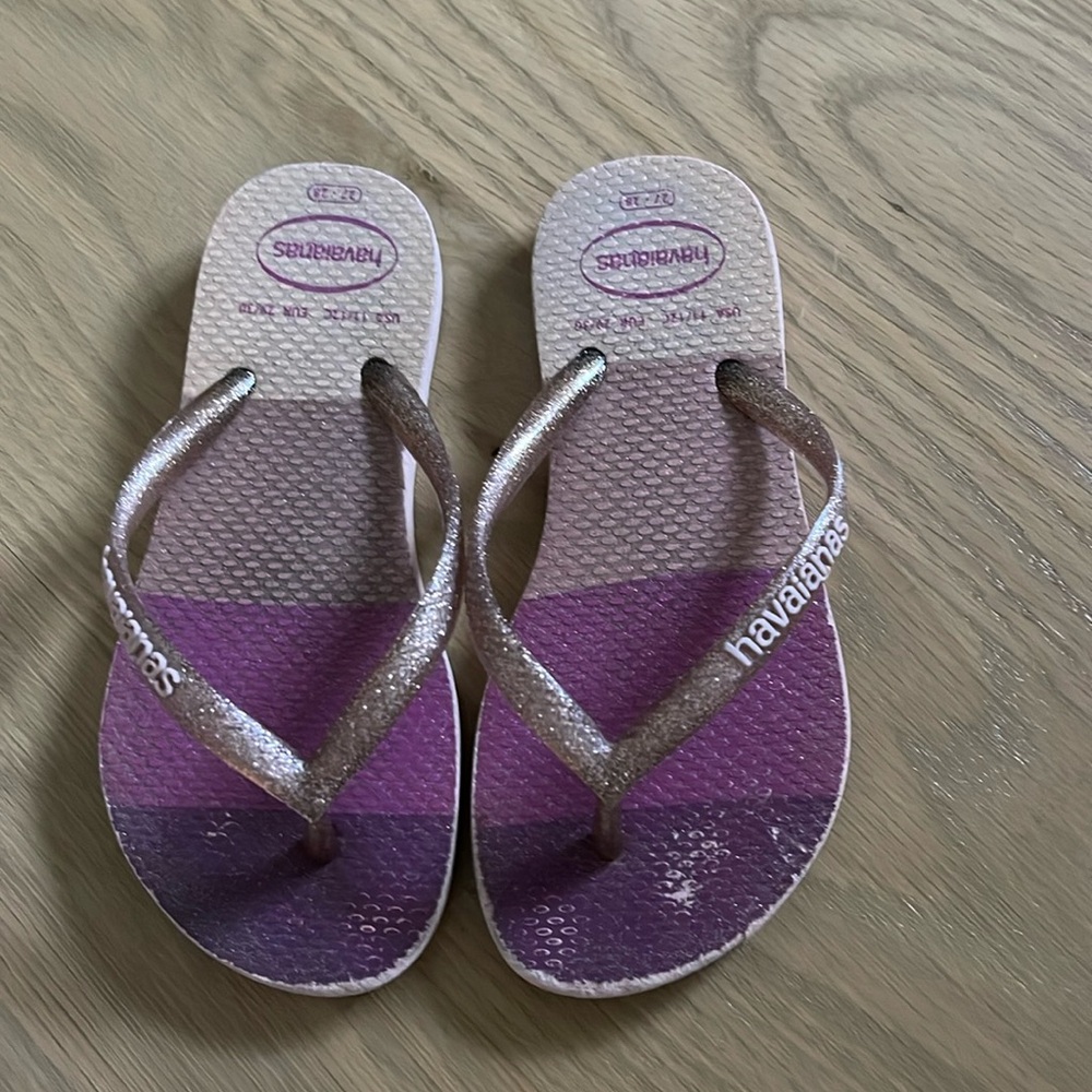Havaianas Girls 11-12 Purple Flip Flops
